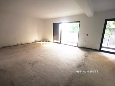 贈(zèng)送前后大院子 地下室 融創(chuàng)蘭溪大觀下疊南北通透大五房-莆田二手房