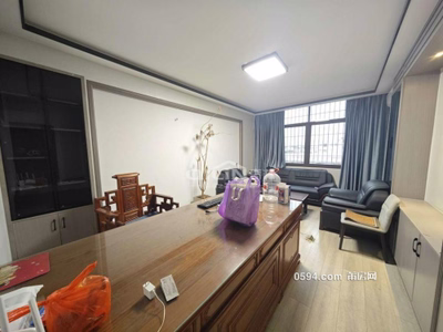 辦公居家中高樓層房東急租金闊口社區(qū)金信大廈-莆田租房