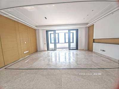 次新高端小區(qū)中高層視野開闊看壺公山帶精裝正規(guī)四房-莆田二手房