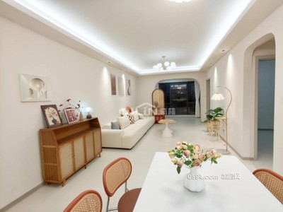 玉湖中山中學(xué)旁 現(xiàn)代風(fēng)精裝3房 萬(wàn)科城一期溪園 看房有密碼-莆田二手房