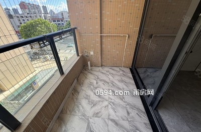 皇庭水岸二期 精裝中層兩房 住宅70年 朝南小戶型兩面采光-莆田二手房