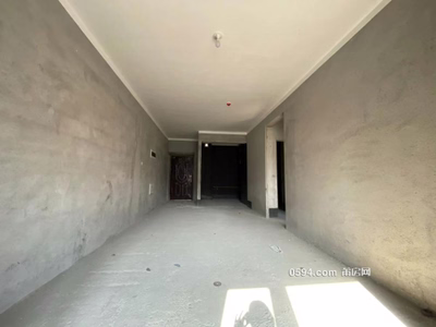 萬(wàn)達(dá)商圈 溝頭攬?jiān)潞劳?剛需三房單價(jià)9出頭 毛坯房 電梯中層-莆田二手房