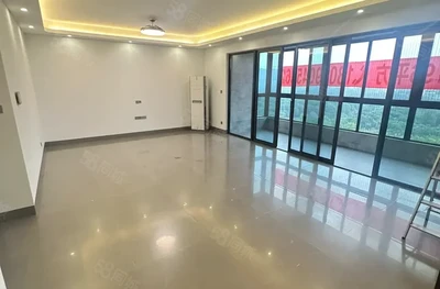 雅頌居 頭排看綬溪 精裝修大平層 保持非常新 九華廣場對面-莆田二手房