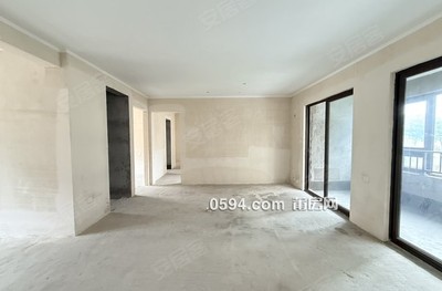 小高層。一梯一戶(hù)。房東誠(chéng)意出售，高端小區(qū)-莆田二手房