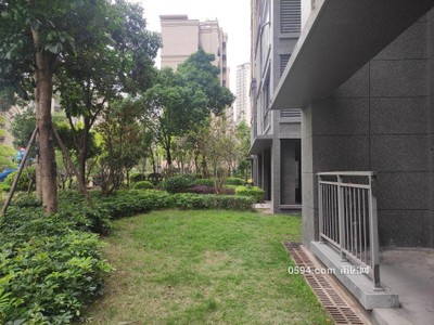 贈(zèng)送前后院子 莆田正榮府一樓養(yǎng)老房 南北通透毛坯大三房-莆田二手房