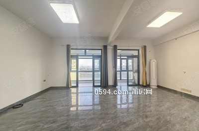 頭排木蘭溪 富力壹號半島 精裝4房雙衛(wèi) 商品房9字出頭 中層-莆田二手房