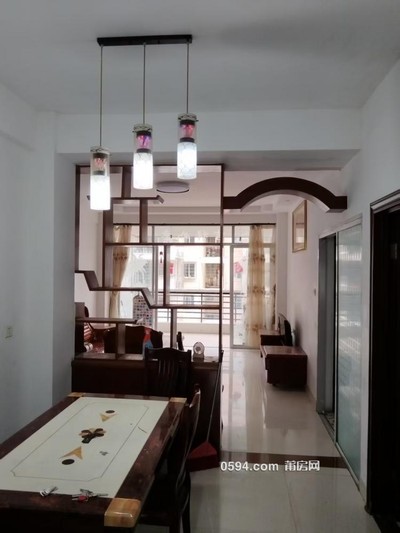 附屬醫(yī)院旁 秀水華庭B區(qū) 精裝三房出租 家電家具齊全 拎包住-莆田租房