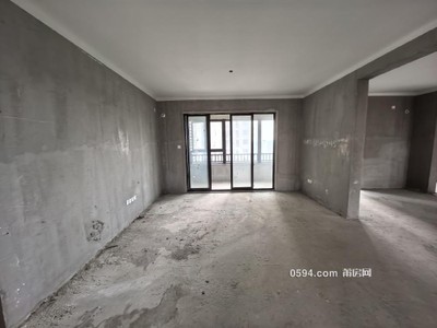 莆田秀嶼萬(wàn)達(dá)大唐中梁樾秀世家電梯中高層標(biāo)準(zhǔn)3房南北通透-莆田二手房