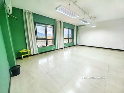 當(dāng)毛坯房賣~送368平大露臺(tái)正榮財(cái)富 沿溪頭排無遮擋大平層急-莆田二手房