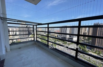 文獻路 朝南 帶電梯 產(chǎn)權(quán)清晰 滿二 小三房 商圈成熟-莆田二手房