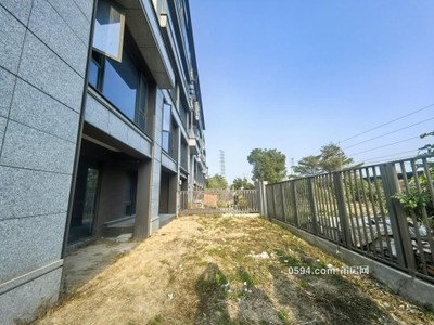 融創(chuàng)蘭溪大觀下疊 帶200多平大花園 使用面積超500平-莆田二手房