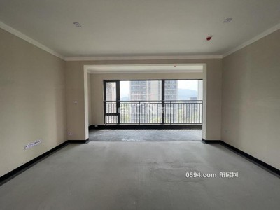 小區(qū)中庭園林景觀盡收眼底 聯(lián)發(fā)蘭溪和悅 次新小區(qū)已出證-莆田二手房