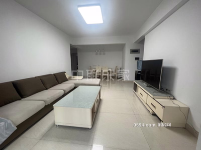 3室2廳1衛(wèi) 111平 中海天下 租金2700元-莆田租房