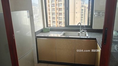 115平 2室1廳1衛(wèi) 租金1800元 富邦學(xué)苑-莆田租房