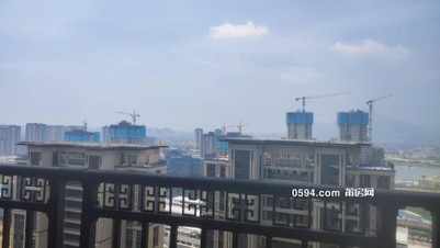 門口梅峰中山校區(qū) 高層看玉湖毛坯三房！建發(fā)央譽(yù)-莆田二手房