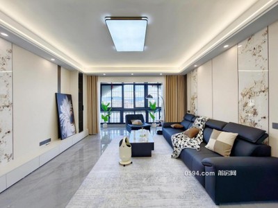 城南 肖厝佳園 電梯4房精裝單價(jià)9800 聯(lián)創(chuàng)國(guó)際廣場(chǎng)油畫(huà)城旁邊-莆田二手房