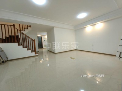 保利金香檳樓王 中高層 精裝基本未入住 房東誠意出 -莆田二手房