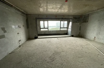 大唐玉湖印象 頭排一線溪景房 4房2廳3衛(wèi) 毛胚中層一梯一戶-莆田二手房