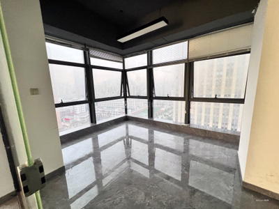 平層拐角兩面光，帶隔間（新日財富廣場）多套房源在租-莆田租房