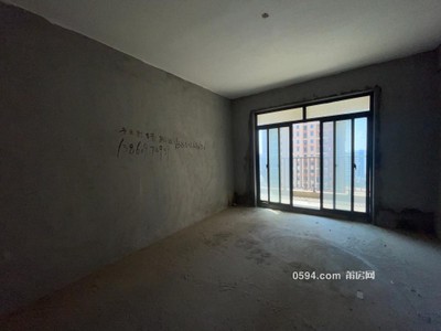 國(guó)投城市廣場(chǎng) 高層4999一平 奧特曼來了都要說一聲便宜證滿-莆田二手房