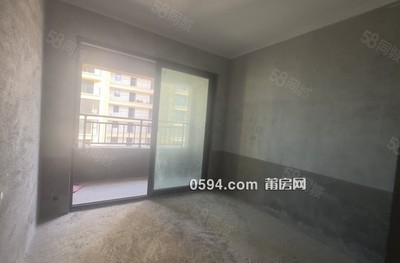 隨時過戶看房有鑰匙市中心龍德井小區(qū) 產(chǎn)權(quán)證已出 朝南2-莆田二手房