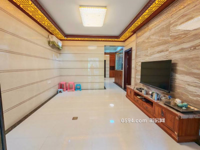 馨宜新天地旁左岸藍(lán)灣精裝三房153萬(wàn)-莆田二手房