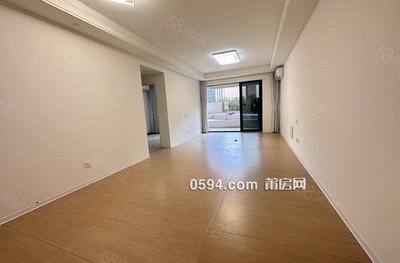 靠近玉湖 木蘭溪 財富中心 兩館一宮還帶露臺 11900一平-莆田二手房