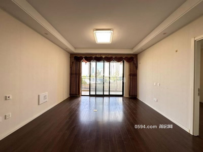 梅峰中山 萬(wàn)科七期 一平一萬(wàn)多 頭排 精裝5房 三面采光-莆田二手房