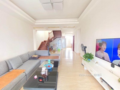 駿乘名門 樓中樓 送露臺 5房2廳3衛(wèi) 精裝修 賣11312-莆田二手房