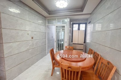 濱海 凱天好樓層 邊套4房精裝好房 拎包入住 滿兩年過(guò)戶費(fèi)低-莆田二手房