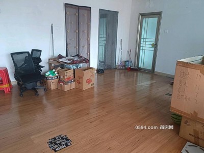 鳳達(dá)濱河豪園--一中對面小區(qū)三面光--3房2廳精裝證滿僅10800元-莆田二手房