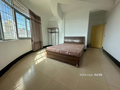 步行街附近實(shí)小跟中山本校鳳山小區(qū)走路上學(xué)不用接送-莆田二手房