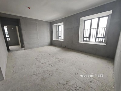 萬達(dá)旁 瓏泉雅郡中高層 毛坯大三房 高性價(jià)比 價(jià)可談-莆田二手房