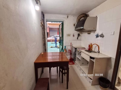 北磨市場旁荔溪小區(qū)一樓養(yǎng)老房一房一廳不用爬樓梯-莆田二手房