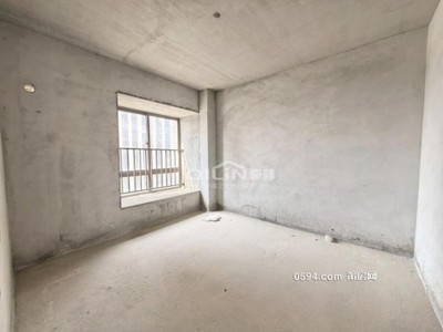 濱海南城府 滿二 中間好樓層 電梯房 購物方便 雙衛(wèi)格局-莆田二手房