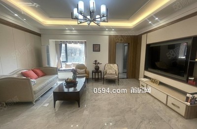 名邦豪苑 雙衛(wèi)格局 滿二 醫(yī)療配套成熟 豪華設(shè)計(jì) 有電梯-莆田二手房