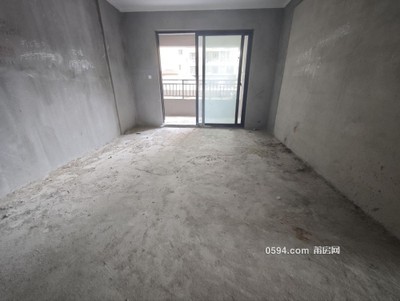 贈送大露臺 市中心龍德井頤和居A區(qū) 三面光4房-莆田二手房