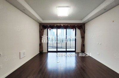 玉湖頭排，萬科七期精裝大四房，雙證滿二，拎包入住，-莆田二手房