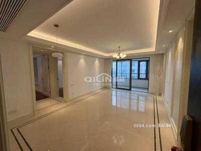 城南萬達旁 融創(chuàng)二期蘭溪雅郡小高層 溫馨小三房 保持99新-莆田二手房