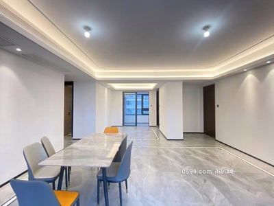 新出急賣(mài)高層精裝大四房?jī)r(jià)格可談滿兩年建發(fā)和鳴蘭溪-莆田二手房