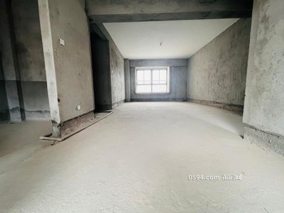 9開頭買萬達(dá)對面幸福家園 南北通透雙陽臺(tái)平層毛坯大4房-莆田二手房