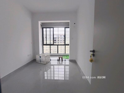 學(xué)校市醫(yī)院附近 全新精裝 3房  南北通透 拎包入住-莆田二手房