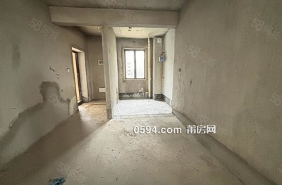 凱天青山城 南北東三面光 十幾樓證件滿二  了一輛5系-莆田二手房