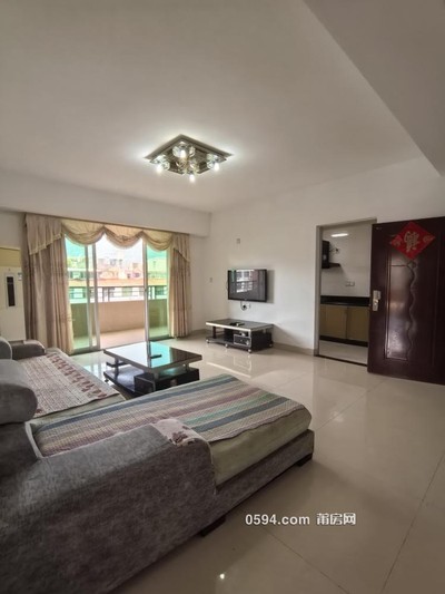 筱塘小學(xué)旁大三房，電梯房.150平可以商量-莆田租房