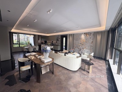 萬(wàn)達(dá)家門口、南門本校、南湖公園旁、高得房率！-莆田二手房