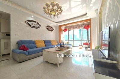 歐氏臻城商品房中層邊套精裝修4房客廳朝南證齊滿-莆田二手房