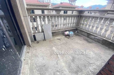 返鄉(xiāng)老板   看過(guò)來(lái) 祥和木蘭外灘(別墅)  有天有地有車位-莆田二手房