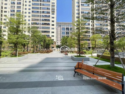 融創(chuàng)旁 萬駿瓏悅軒 邊套毛坯4居室 單價僅8889元 誠心賣-莆田二手房