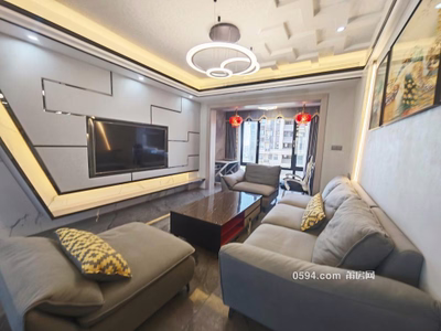 豪裝60萬(wàn) 正榮府 南北東電梯高層四房 拎包入住 誠(chéng)售 有密碼-莆田二手房