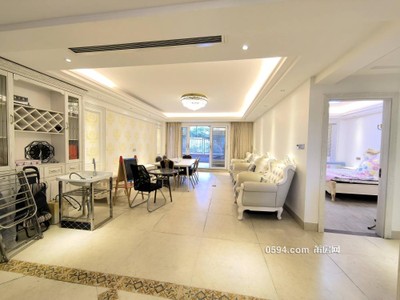 送露臺(tái)！學(xué)校菜市場(chǎng)就在門口豪裝享受大三居鳳達(dá)濱河豪園-莆田二手房